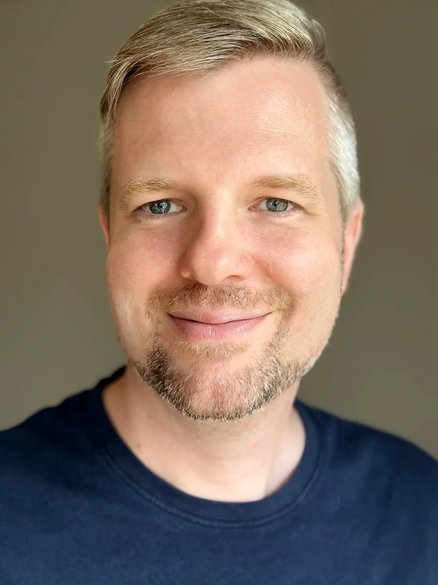 Portrait photo of Stefan Herndlbauer